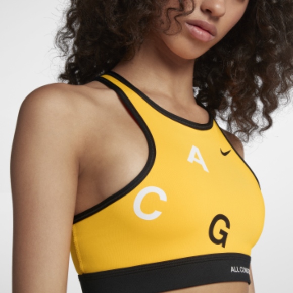 nikelab sports bra